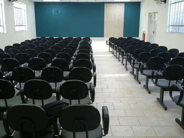 Sala Comercial para Venda em São Gonçalo, Jardim Catarina, 1 dormitório, 2 banheiros