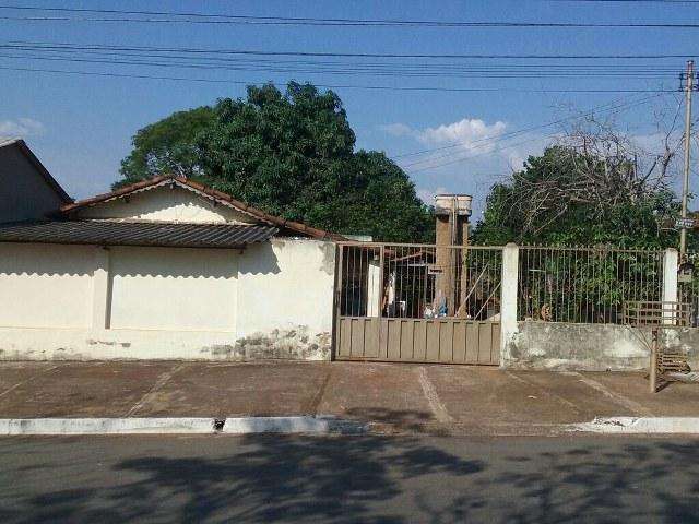 Casa para Venda em Goiânia, Setor Santos Dumont, 1 dormitório, 1 banheiro