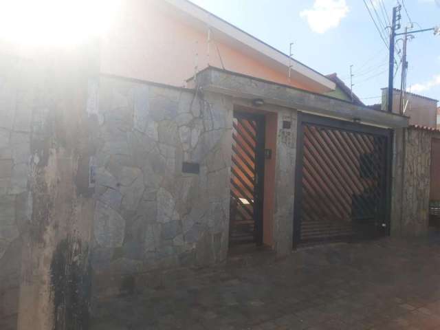 Casa para Venda em Ribeirão Preto, Vila Tibério, 3 dormitórios, 1 suíte, 2 banheiros, 3 vagas