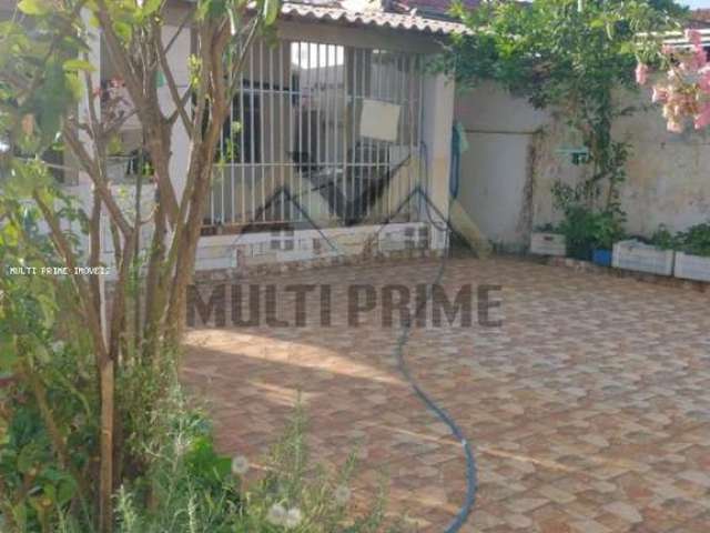 Casa para Locação em Ribeirão Preto, Vila Maria Luiza, 2 dormitórios, 2 banheiros, 1 vaga