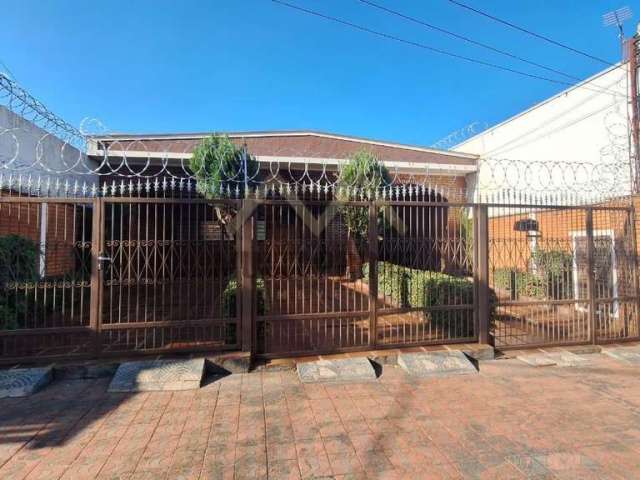 Casa para Locação em Ribeirão Preto, Vila Tibério, 3 dormitórios, 1 suíte, 1 banheiro, 6 vagas