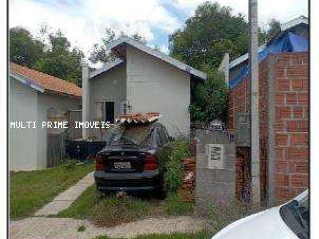 Casa para Venda em São Carlos, Conjunto Habitacional Residencial Itatiaia, 2 dormitórios, 1 banheiro, 1 vaga