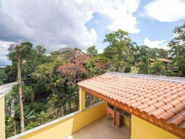 Sobrado com 3 dormitórios para alugar, 250 m² por R$ 3.300,00/mês - Pedreira - Arujá/SP