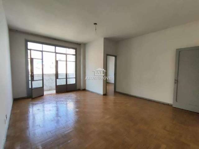 Apartamento 3 quartos com varanda no Centro de BH