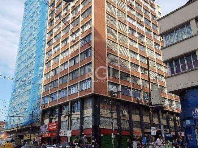 Amplo apartamento de com 94,50m², privativa 3 dormitórios, no bairro Centro em Porto Alegre.