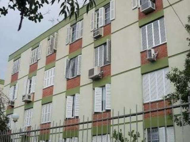 Vende: apartamento , desocupado, com 75m² de área privativa,  3 dormitórios, 1 vaga rotativa, dormitório amplos e ensolarados, piso em parquê. Banheiro social com box em acrílico, bastante arejado e c