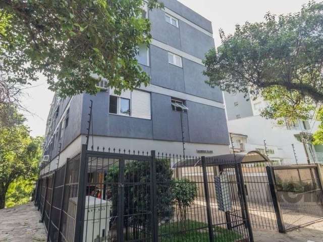 Apartamento à venda localizado na Rua Doutor Eduardo Chartier, no bairro Higienópolis em Porto Alegre. Este imóvel conta com área construída de 54m², oferecendo 1 quarto, 1 banheiro e 1 vaga de garage