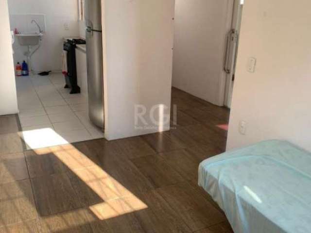 Apartamento 01 dormitório, no bairro Rubem Berta, em Porto Alegre RS&lt;BR&gt;Apartamento novo, térreo, com claridade, ventilação, bem aconchegante.&lt;BR&gt;Possui 01 dormiório, banheiro social, cozi