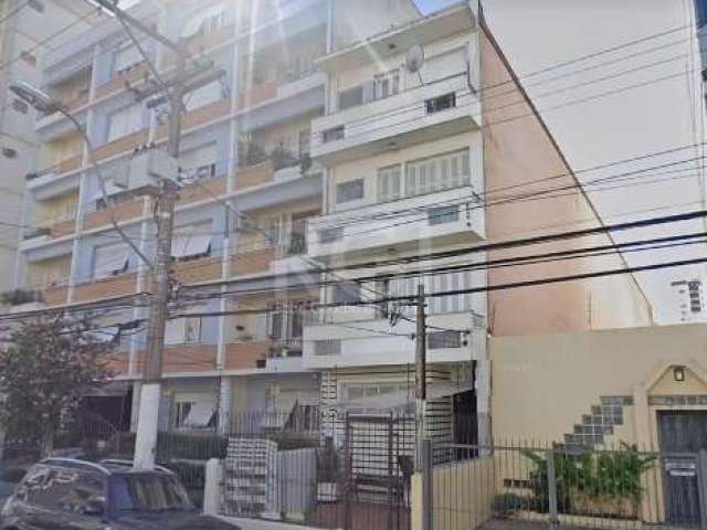 Ótimo apartamento JK no Bom Fim, de fundos, silencioso, próximo da Av. Osvaldo Aranha, desocupado. Possui sala/dormitório amplo, banheiro com ventilação natural, e cozinha. Condomínio com interfone, n