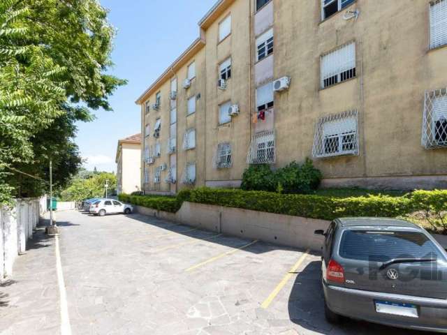 APARTAMENTO MOBILIADO PARA VENDA NO BAIRRO CRISTAL, COM APROXIMADAMENTE 51m² DE ÁREA PRIVATIVA, PISO PARQUET, 02 DORMITÓRIOS, LIVING E COZINHA, ESPAÇO PARA LAVANDERIA, 02 AR CONDICIONADO E UMA VAGA RO