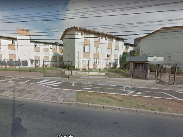 Apartamento com 2 dormitórios, living, banheiro social, cozinha, área de serviço em condomínio fechado com porteiro eletrônico e portaria 24 hs.