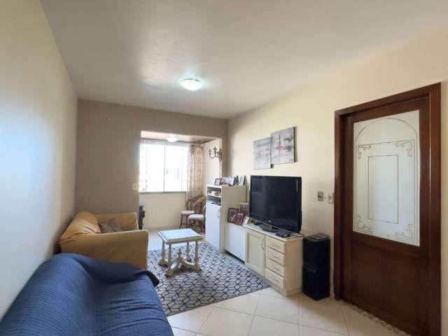 Apartamento de 69m², 2 dormitórios, amplo living com sacada integrada, churrasqueira, cozinha, área de serviço, 1 banheiro social e lavabo. Vista definida com excelente ventilação cruzada.&lt;BR&gt;&l