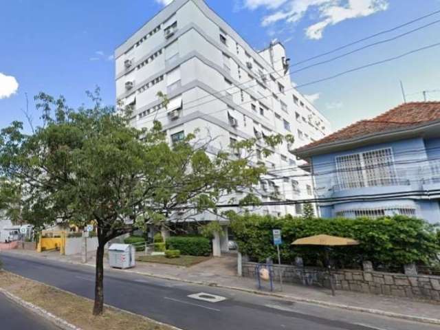 Amplo Apartamento 3 dormitórios com suíte na Avenida Venâncio Aires.&lt;BR&gt;Living espaçoso para 2 ambientes de estar e jantar, cozinha grande com mesa e armários, área de serviço e dependência comp