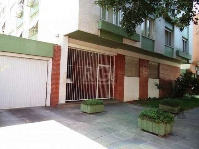 Apartamento 2 dormitórios, no bairro Rio Branco. &lt;BR&gt;Apartamento 2 Dormitórios, sendo  uma suíte, quarto auxiliar com banheiro, área de serviço separada,, aquecimento a gás, peças amplas e areja