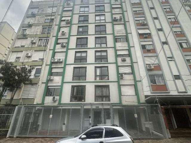 Ótima oportunidade de adquirir um apartamento no Edifício Lavalle, localizado na Rua Sofia Veloso, próximo a comércios e serviços. O imóvel possui 2 dormitórios, 1 banheiro social, elevador de serviço