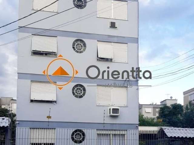 Imobiliária Orientta Imóveis Aluga Apartamento amplo 50 m² com 2 quartos e 1 vaga de garagem coberta.&lt;BR&gt;Apartamento ensolarado, totalmente reformado com acabamentos de pintura premium Suvinil, 