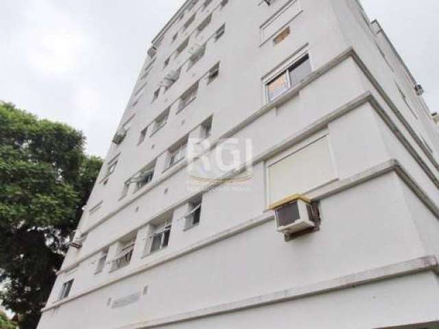 Excelente oportunidade!&lt;BR&gt;&lt;BR&gt;Apartamento na Av. Teresópolis, 2 dormitórios, living com cozinha integrada e área de serviço, banheiro. Próximo a tudo, supermercados, escolas, farmácias, b