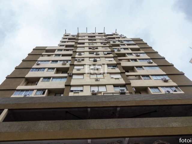 Flat  com um dormitório em Porto Alegre no Bairro Centro Histórico, totalmente mobiliado, móveis sob medida, sol da manhã, vista, andar alto, serviços de camareira todos os dias, lavanderia, portaria 