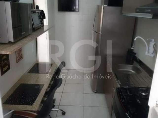 Vende  lindo apartamento, 1 dormitório,  sol da manhã, , sala  de estar e sala de &lt;BR&gt;jantar, cozinha, área de serviço e 1  banheiro.  vaga de garagem!&lt;BR&gt;Condomínio com portaria 24 h,   s