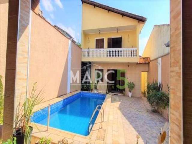 Casa com 3 quartos à venda na Avenida Santa Terezinha, Jordanópolis, Arujá, 550 m2 por R$ 960.000