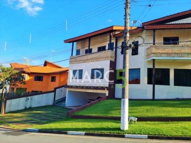 Casa em condomínio fechado com 5 quartos para alugar na Avenida Água Marinha, Arujá 5, Arujá, 377 m2 por R$ 7.800