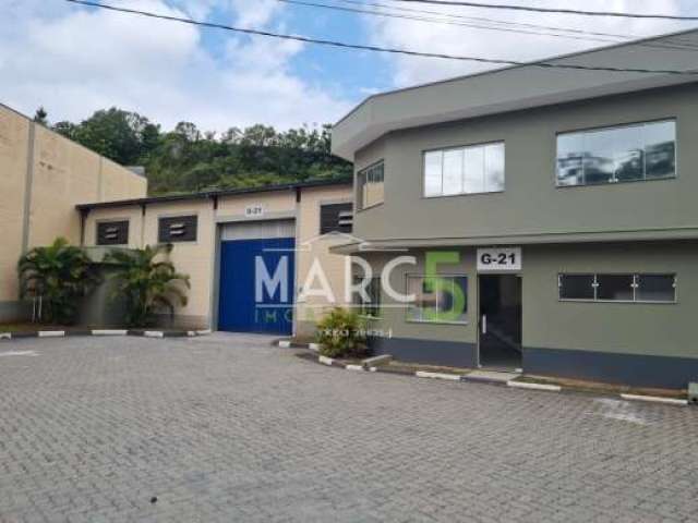 Barracão / Galpão / Depósito para alugar na Rua Tomi Saburo Yamamoto, Parque Maringá, Arujá, 840 m2 por R$ 21.000