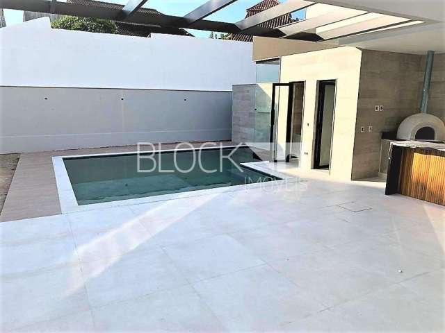 Casa em condomínio fechado com 4 quartos à venda na Rua Ivaldo de Azambuja, --, Barra da Tijuca, Rio de Janeiro, 430 m2 por R$ 5.200.000