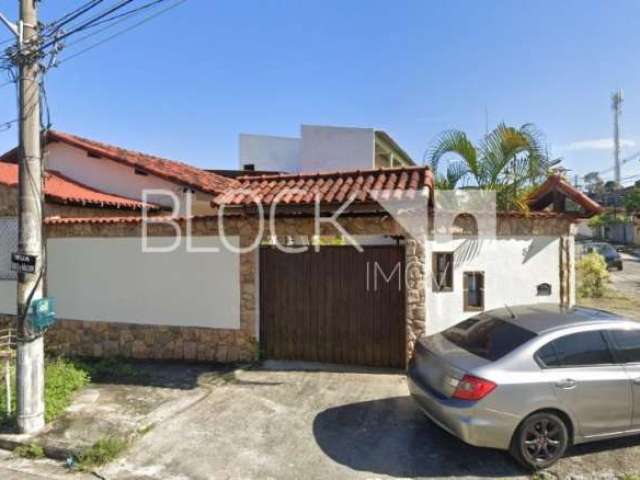 Casa com 3 quartos à venda na Rua Afra, --, Campo Grande, Rio de Janeiro, 183 m2 por R$ 600.000