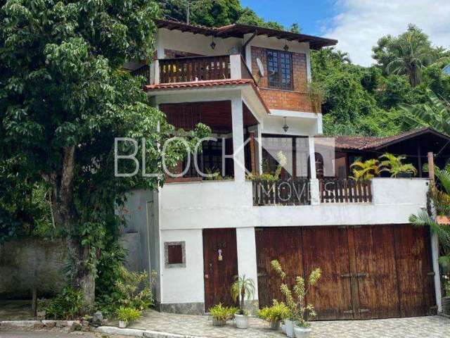 Casa em condomínio fechado com 3 quartos à venda na Rua Paulo Emílio Gomes, --, Freguesia (Jacarepaguá), Rio de Janeiro, 465 m2 por R$ 800.000