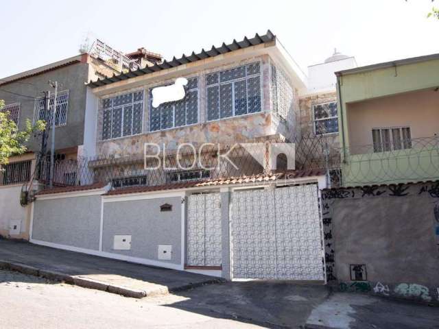 Casa com 5 quartos à venda na Rua Santos Titara, --, Todos os Santos, Rio de Janeiro, 277 m2 por R$ 650.000