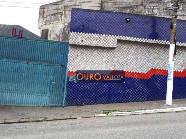 Galpão com 417m²