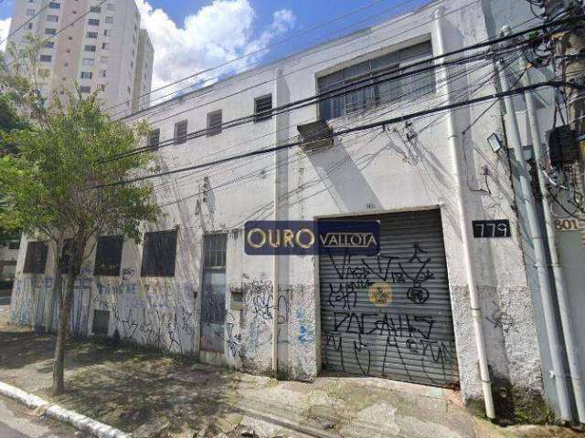 Galpão de Esquina com 600m²