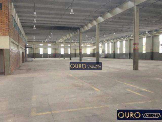 Galpão com 8.900m²