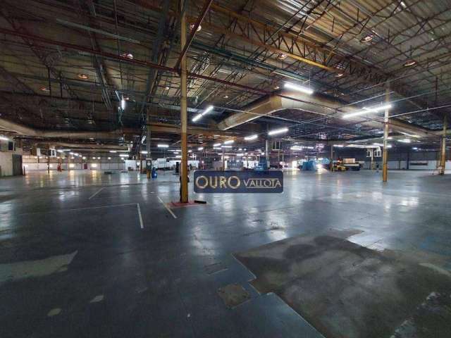 Galpão industrial/logístico com 11.360m², pé direito alto de 5,5m no Jardim Santo Afonso disponível para compra!