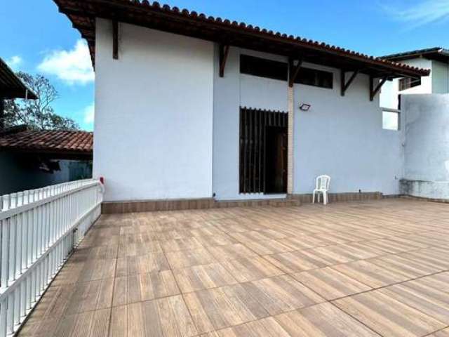 Casa para Venda em Lauro de Freitas, Vilas Do Atlântico, 4 dormitórios, 2 suítes, 5 banheiros, 4 vagas