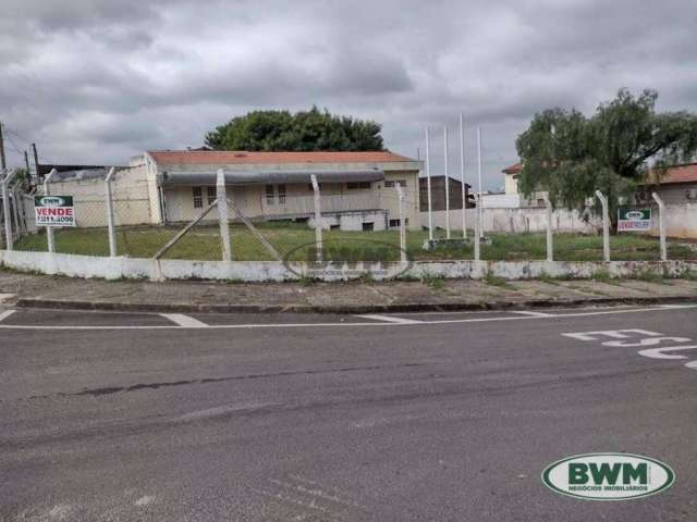 Terreno a venda na Vila Barão, em pequeno declive, comercial e residencial, com área total de  250,03 m2 e vizinho de outros 2 terrenos que totalizam