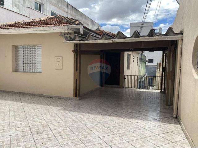 Terreno com 3 casas antigas 360m² a venda na Vila Diva