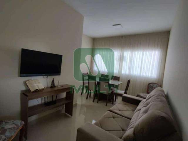 Apartamento com 2 quartos à venda na Cidade Jardim, Uberlândia  por R$ 320.000