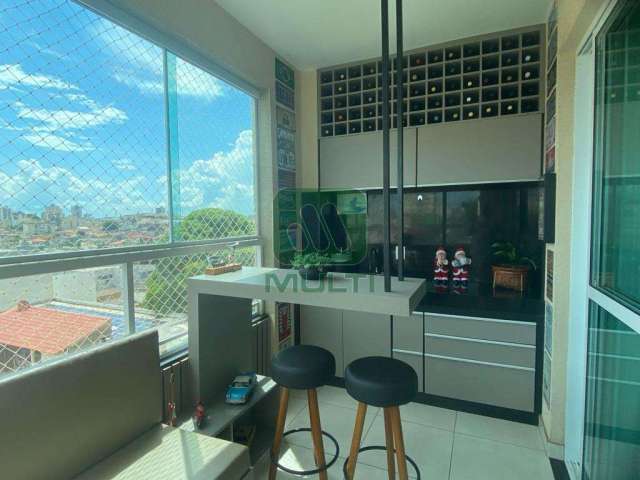 Apartamento com 3 quartos à venda no Tibery, Uberlândia  por R$ 780.000