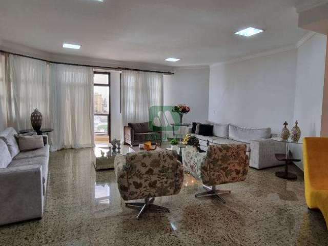 Apartamento com 4 quartos à venda no Centro, Uberlândia  por R$ 2.000.000