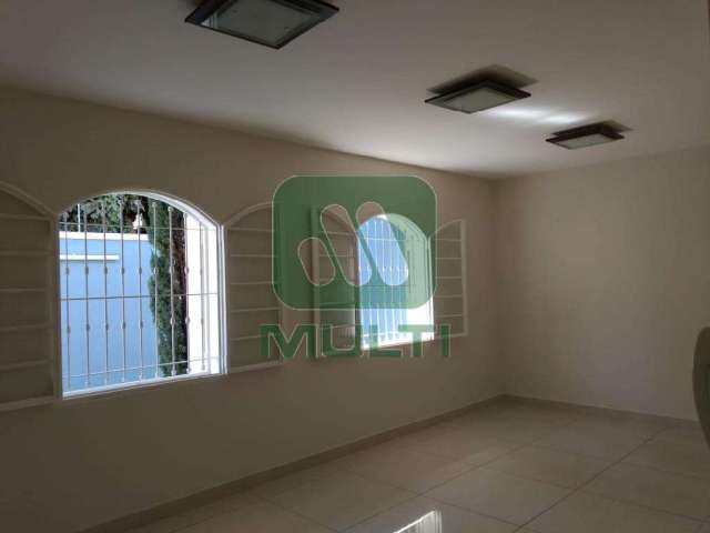 Casa comercial para alugar no Cazeca, Uberlândia  por R$ 8.800