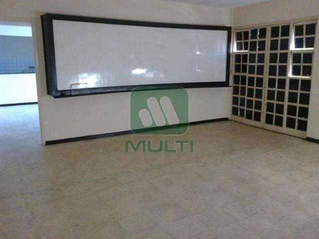 Casa comercial para alugar no Martins, Uberlândia  por R$ 20.000