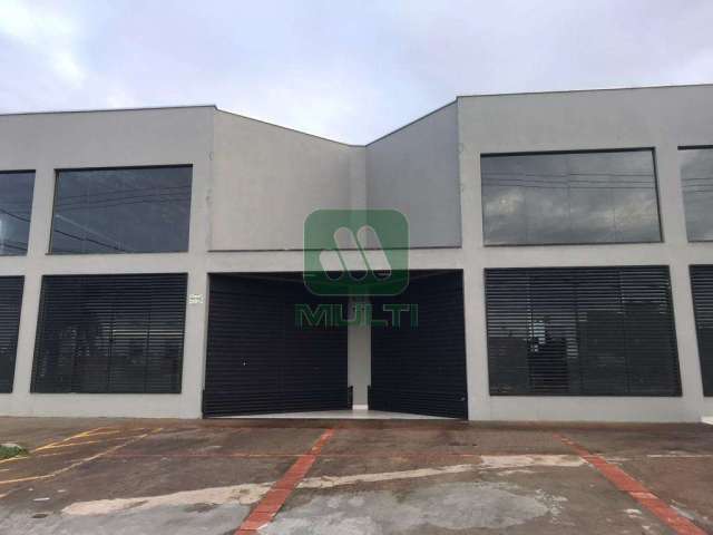 Sala comercial para alugar no Santa Luzia, Uberlândia  por R$ 5.000