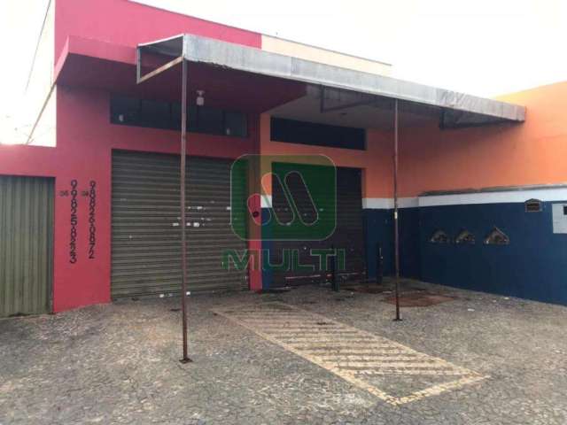 Sala comercial para alugar em São Jorge, Uberlândia  por R$ 900