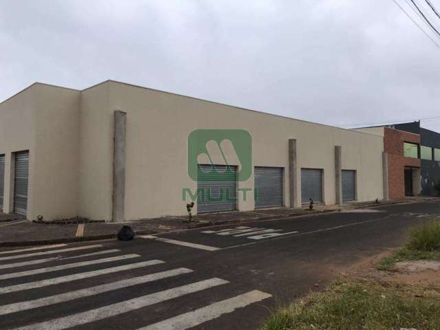 Sala comercial para alugar no Shopping Park, Uberlândia  por R$ 1.300