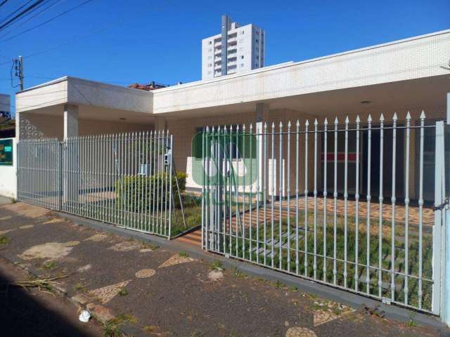 Casa com 4 quartos para alugar na Nossa Senhora Aparecida, Uberlândia  por R$ 6.000