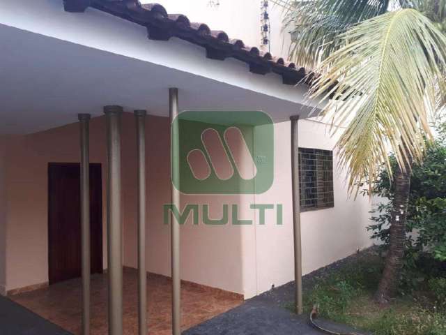 Casa comercial para alugar no Martins, Uberlândia  por R$ 3.500