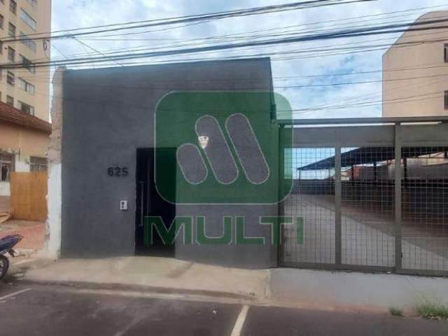 Sala comercial para alugar no Centro, Uberlândia  por R$ 1.600