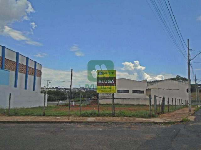 Terreno comercial para alugar no Santa Mônica, Uberlândia  por R$ 2.000