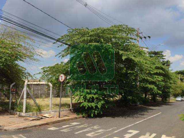 Terreno à venda no Tibery, Uberlândia  por R$ 2.500